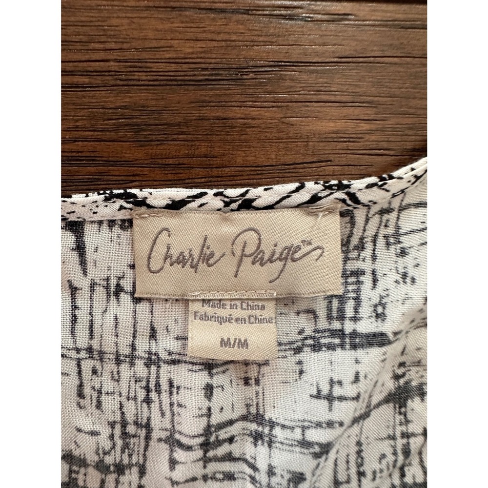Charlie Paige Women Black White Abstract  Print Ruffle Wrap Dress Size Medium - Picture 3 of 6